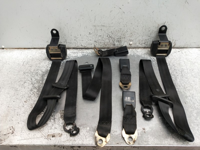 Recambio de juego cinturones delantero para renault 5 (b/c40) 1.1 referencia OEM IAM  5P 