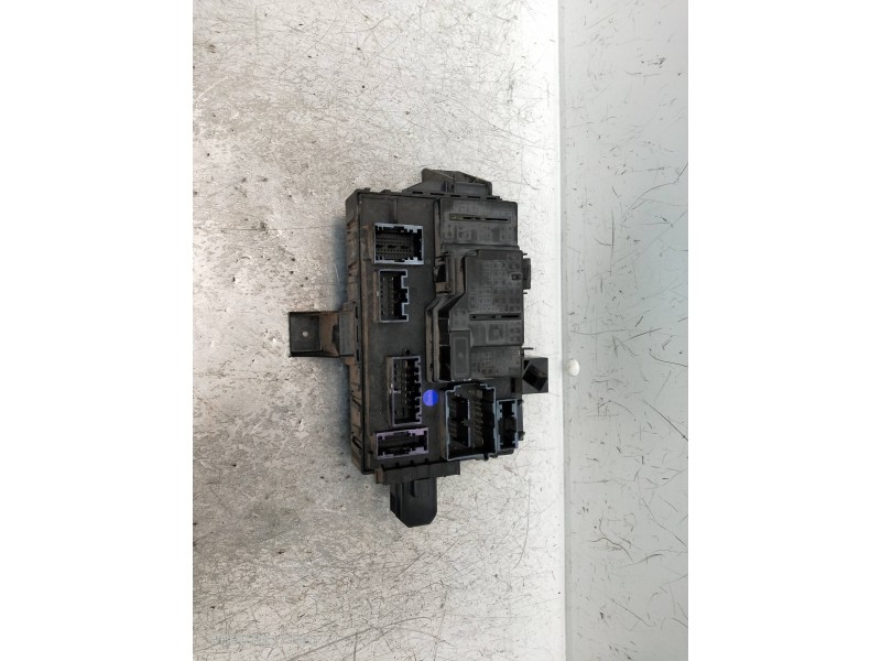 Recambio de caja reles / fusibles para ford expedition referencia OEM IAM  7L1T15604BK 