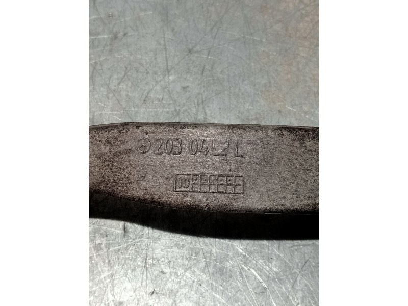 Recambio de brazo suspension superior delantero izquierdo para mercedes clase c (w204) berlina c 200 cdi blueefficiency (204.001