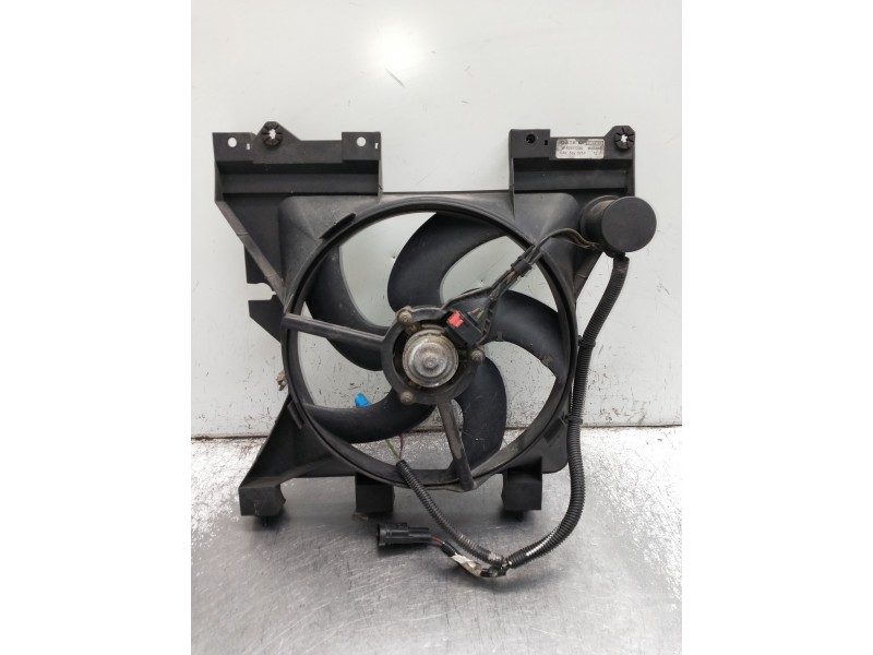 Recambio de electroventilador para citroen xsara berlina 1.4i sx referencia OEM IAM 9643529880  