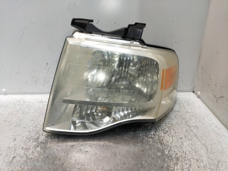 Recambio de faro izquierdo para ford expedition referencia OEM IAM   
