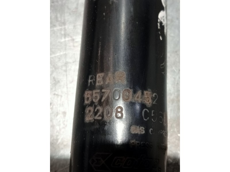 Recambio de amortiguador trasero derecho para fiat grande punto (199) 1.4 16v active referencia OEM IAM GB27342 55700452 