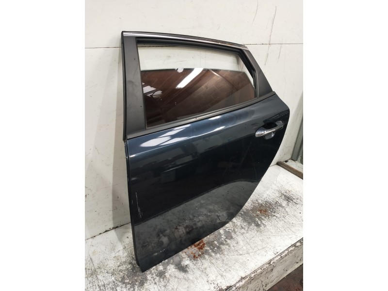 Recambio de puerta trasera izquierda para kia optima vision referencia OEM IAM   4P