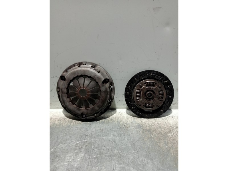 Recambio de kit embrague para fiat grande punto (199) 1.4 16v active referencia OEM IAM 3000950821  