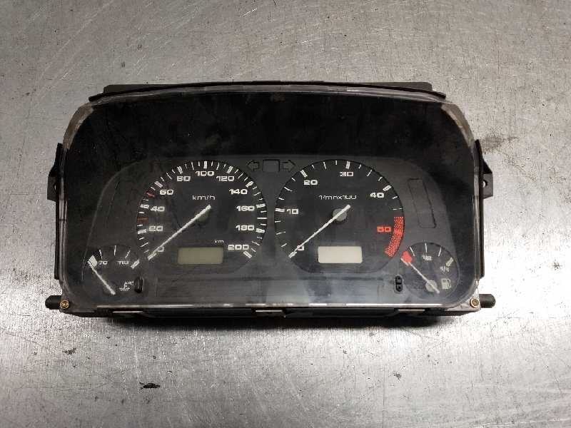 Recambio de cuadro instrumentos para volkswagen polo berlina (6n1) 1.9 sdi referencia OEM IAM 6N0919860E 6160683023  Recambio de cuadro instrumentos para volkswagen polo berlina (6n1) 1.9 sdi referencia OEM IAM 6N0919860E 6160683023