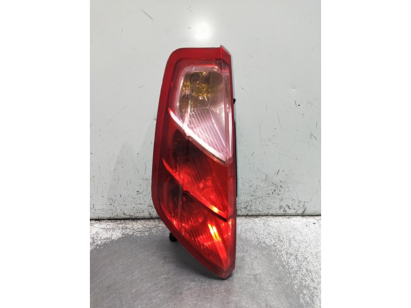 Recambio de piloto trasero izquierdo para fiat grande punto (199) 1.4 16v dynamic referencia OEM IAM   