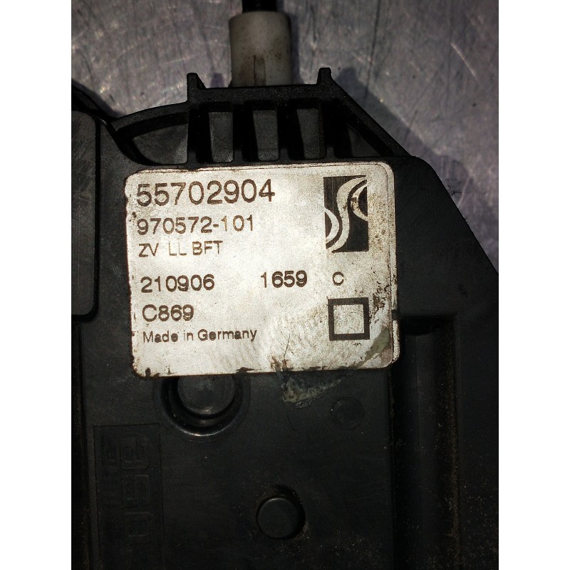 Recambio de motor cierre centralizado delantero derecho para fiat grande punto (199) 1.4 16v dynamic referencia OEM IAM 55702904