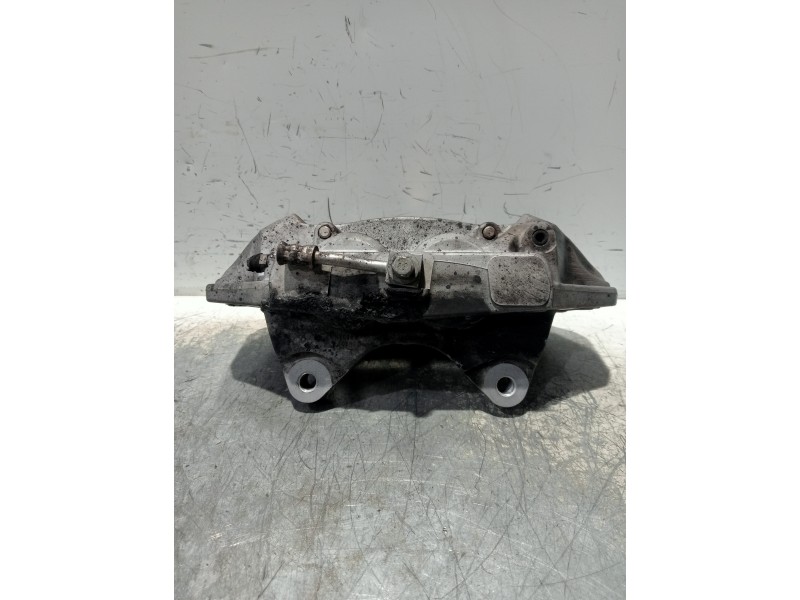 Recambio de pinza freno delantera derecha para tesla model 3 referencia OEM IAM 104462200E  