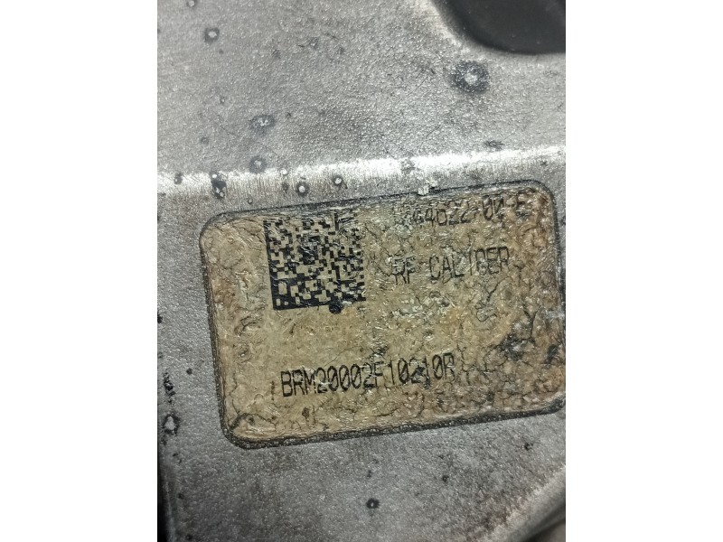 Recambio de pinza freno delantera derecha para tesla model 3 referencia OEM IAM 104462200E  