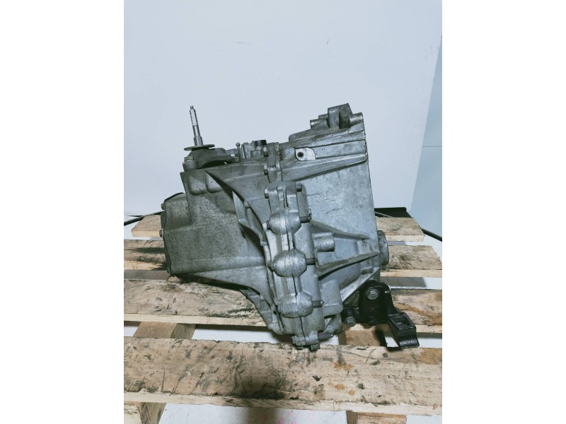 Recambio de caja cambios para peugeot 3008 sport pack referencia OEM IAM 20EA33 0722072 