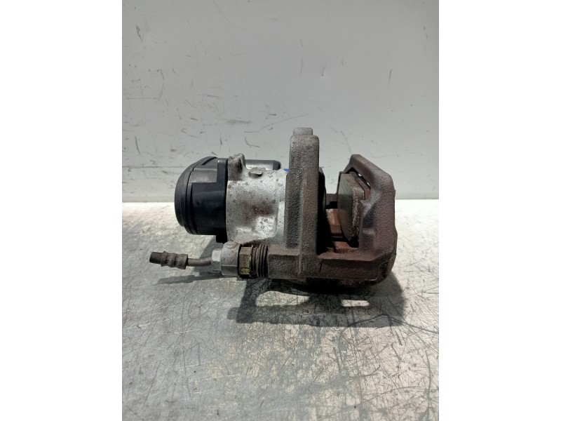 Recambio de pinza freno trasera izquierda para tesla model 3 referencia OEM IAM 104462300H  