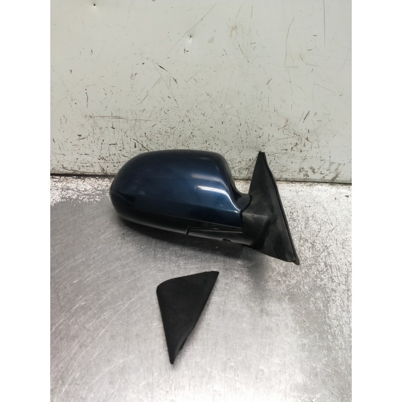 Recambio de retrovisor derecho para hyundai elantra (xd) 1.6 gls (4-ptas.) referencia OEM IAM ELÉCTRICO 1 ENCHUFE 5 PINES