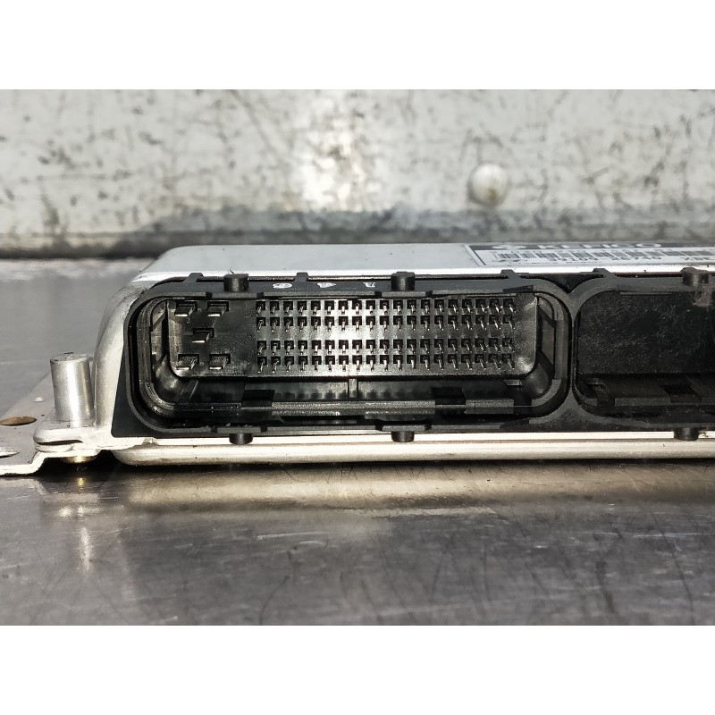 Recambio de centralita motor uce para hyundai elantra (xd) 1.6 gls (4-ptas.) referencia OEM IAM 9030930146F 3910926740 