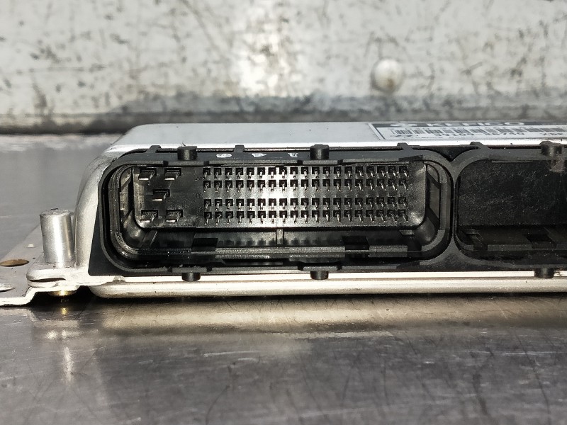 Recambio de centralita motor uce para hyundai elantra (xd) 1.6 gls (4-ptas.) referencia OEM IAM 9030930146F 3910926740 