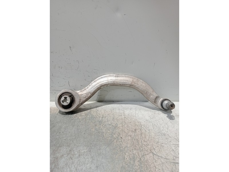Recambio de brazo suspension inferior delantero izquierdo para tesla model 3 referencia OEM IAM 104435400A  