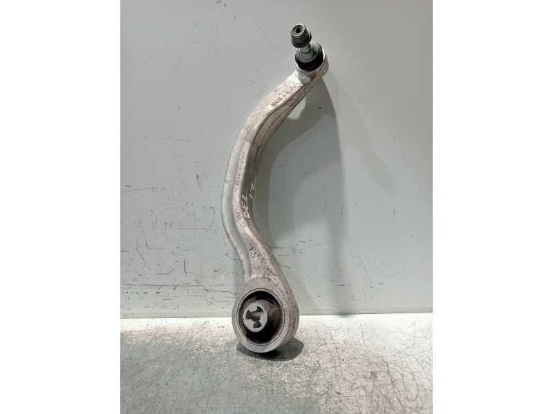 Recambio de brazo suspension inferior delantero izquierdo para tesla model 3 referencia OEM IAM 104435400A  