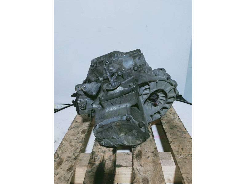 Recambio de caja cambios para peugeot 3008 sport pack referencia OEM IAM 20EA33 0722072 