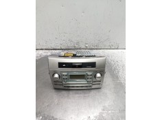 Recambio de sistema audio / radio cd para toyota corolla verso (r1) 2.0 d-4d luna referencia OEM IAM 861200F010 CQTS7421LC 