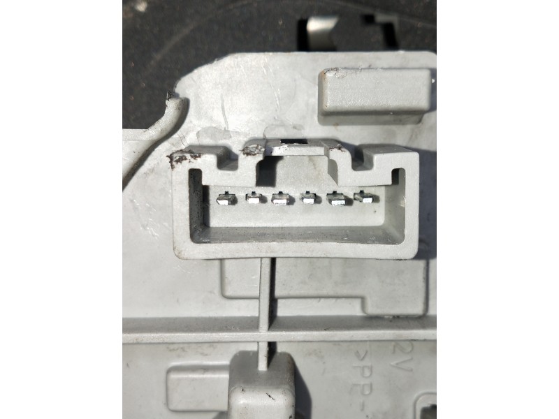 Recambio de piloto trasero izquierdo para toyota corolla verso (r1) 2.0 d-4d luna referencia OEM IAM   