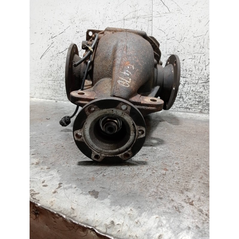 Recambio de diferencial trasero para mitsubishi montero (v60/v70) 3.2 di-d intense (3-ptas.) referencia OEM IAM   