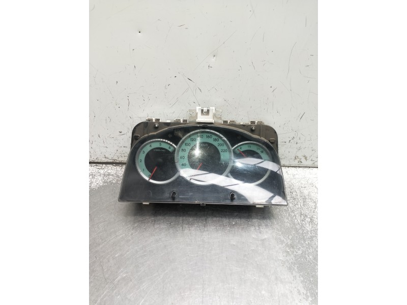 Recambio de cuadro instrumentos para toyota corolla verso (r1) 2.0 d-4d luna referencia OEM IAM 838000F060L MB2574203689 