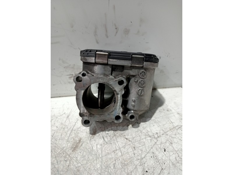 Recambio de caja mariposa para renault laguna iii 2.0 dci diesel fap referencia OEM IAM 8200330810E H8200330812 