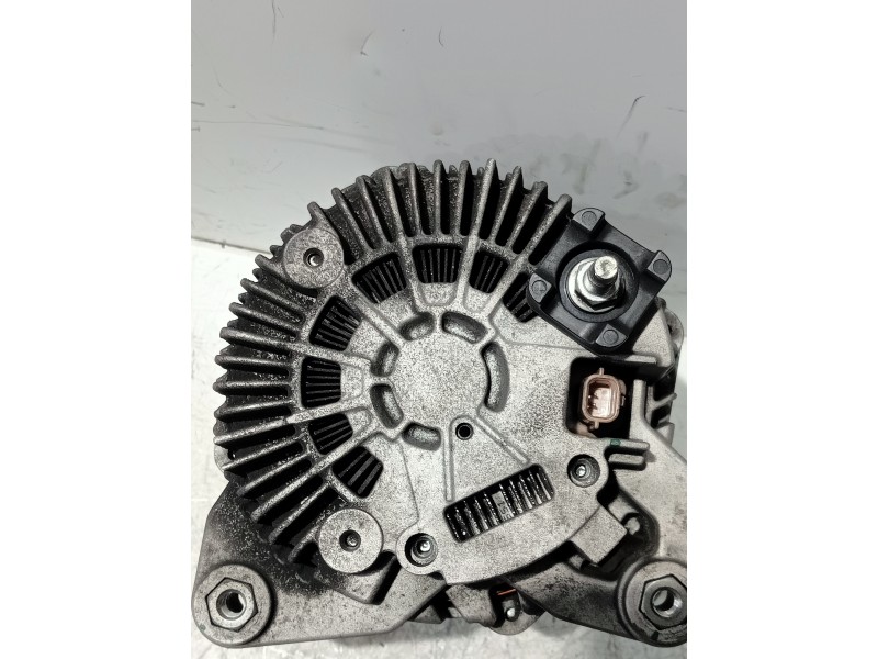 Recambio de alternador para renault laguna iii 2.0 dci diesel fap referencia OEM IAM 8200654785 A004TJ0282 