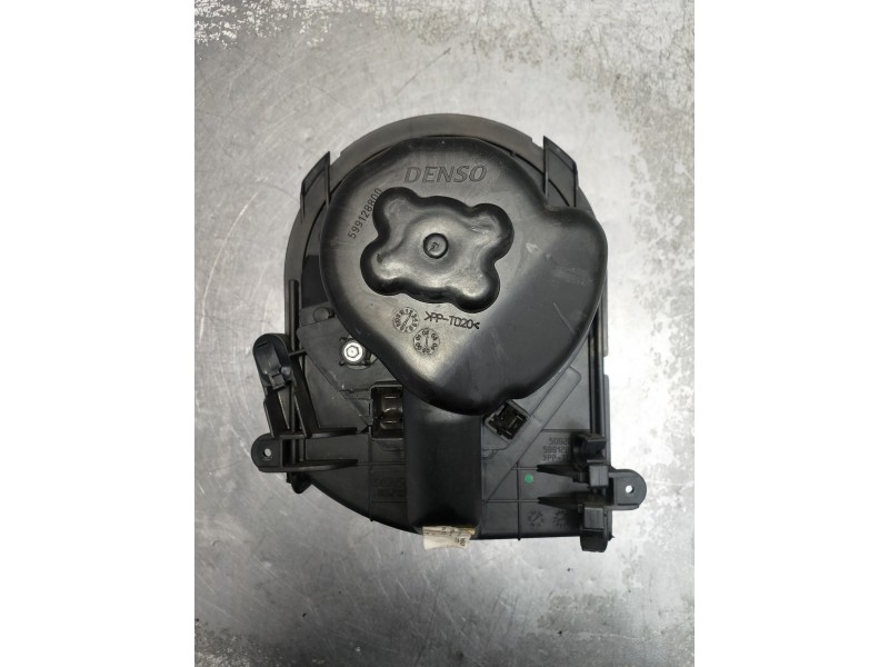 Recambio de motor calefaccion para citroen c8 hdi 120 premier referencia OEM IAM 599128800  