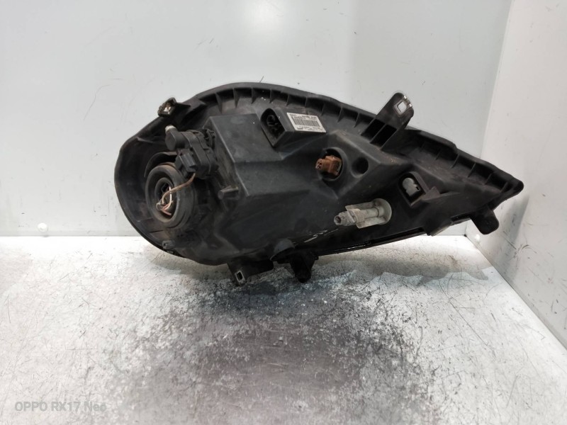 Recambio de faro izquierdo para nissan primastar (x..) avantour l1h1 2,7 t / 7-sitzer referencia OEM IAM 8200701354 89313970 