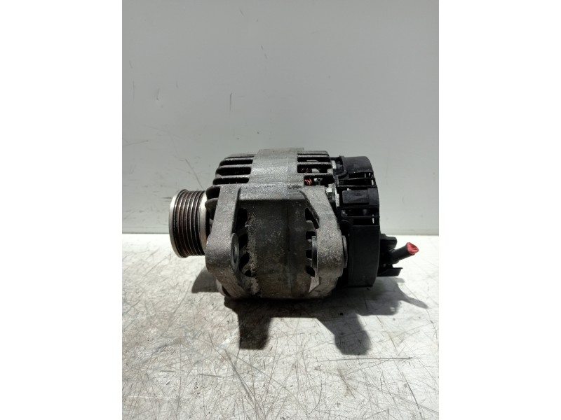 Recambio de alternador para alfa romeo gt (125) 1.9 jtd 16v m-jet impression (10.2006) referencia OEM IAM 63321826 46782213 