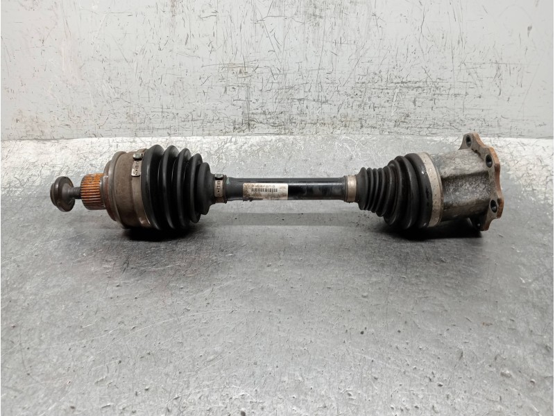 Recambio de transmision delantera derecha para audi a4 avant (8w5) advanced edition referencia OEM IAM 8W0407271G  