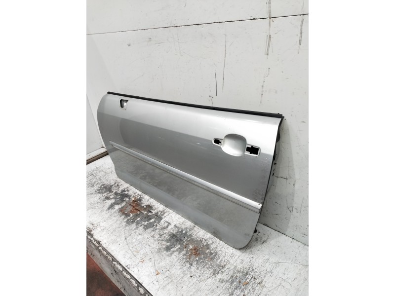 Recambio de puerta delantera izquierda para peugeot 407 coupe básico referencia OEM IAM   2P