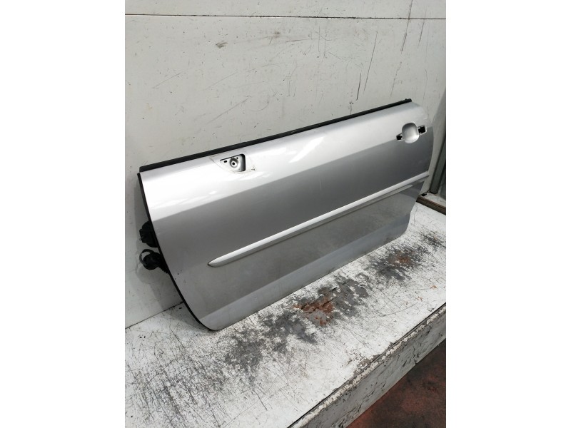Recambio de puerta delantera izquierda para peugeot 407 coupe básico referencia OEM IAM   2P