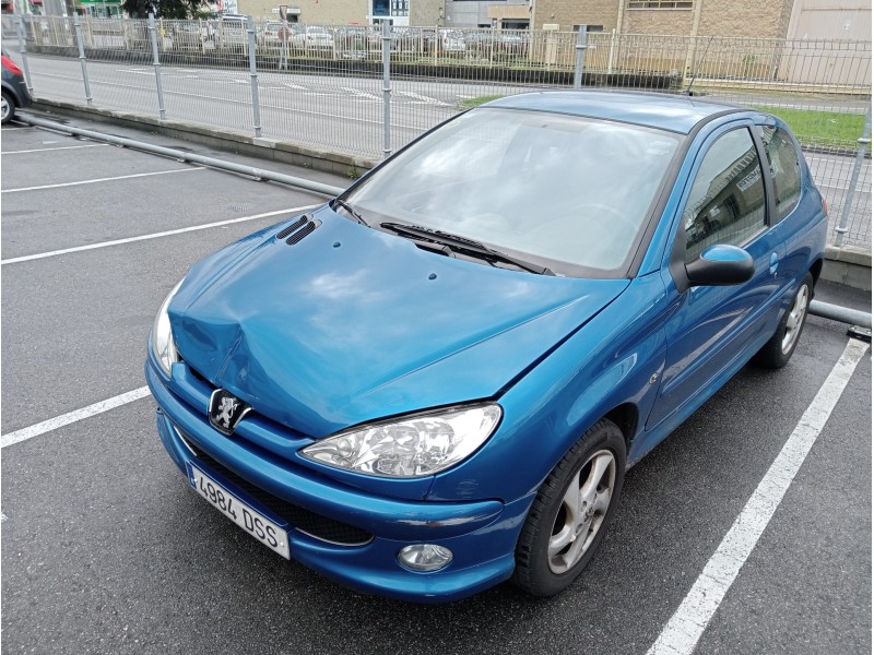 peugeot 206 berlina del año 2005
