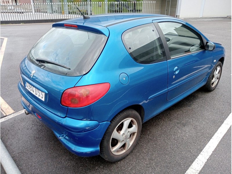 peugeot 206 berlina del año 2005