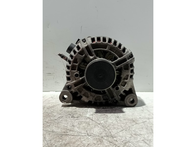 Recambio de alternador para peugeot 308 confort referencia OEM IAM 9646321880 0124525035 