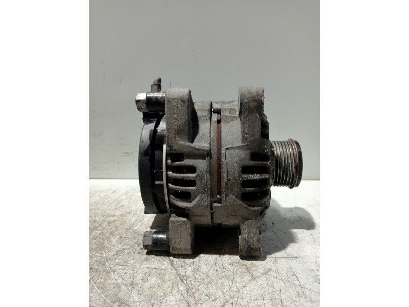 Recambio de alternador para peugeot 308 confort referencia OEM IAM 9646321880 0124525035 