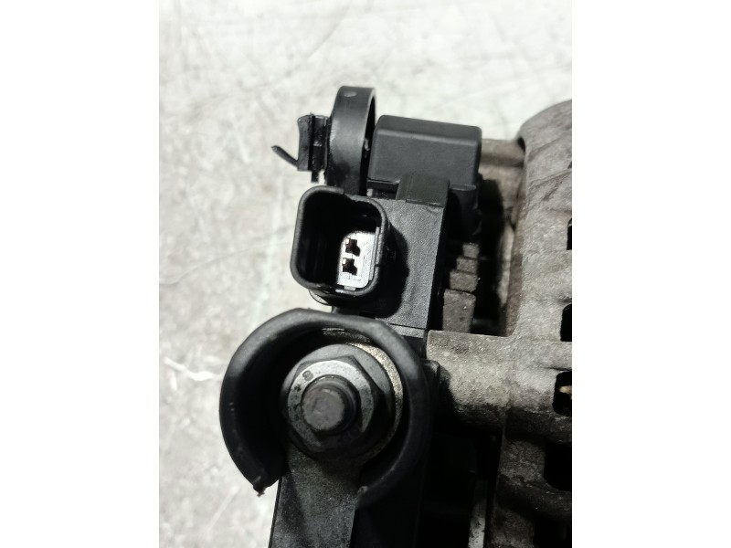 Recambio de alternador para peugeot 308 confort referencia OEM IAM 9646321880 0124525035 