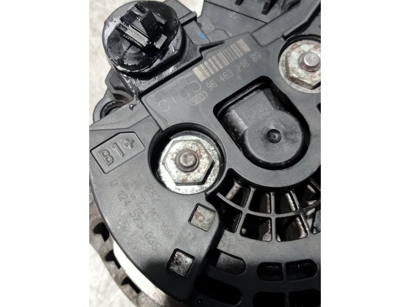 Recambio de alternador para peugeot 308 confort referencia OEM IAM 9646321880 0124525035 