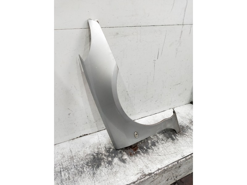 Recambio de aleta delantera derecha para peugeot 407 coupe básico referencia OEM IAM   