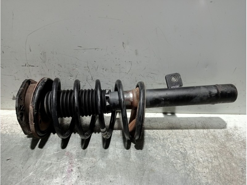 Recambio de amortiguador delantero derecho para citroen berlingo referencia OEM IAM 420714  