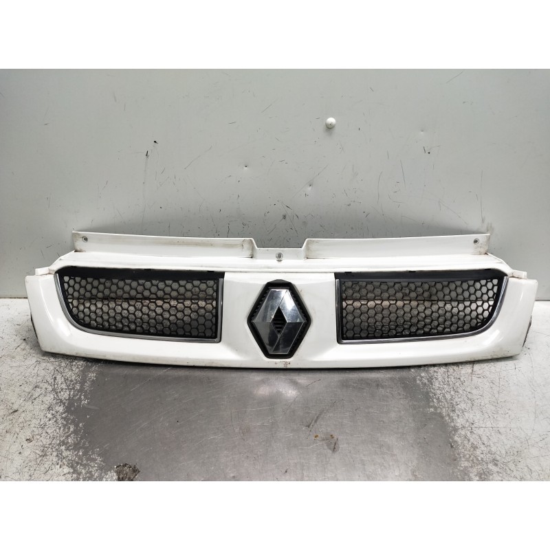 Recambio de rejilla delantera para renault trafic caja cerrada (ab 4.01) l1h1 caja cerrada, corto referencia OEM IAM   