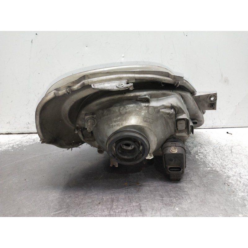 Recambio de faro izquierdo para renault trafic caja cerrada (ab 4.01) l1h1 caja cerrada, corto referencia OEM IAM 7700311371  