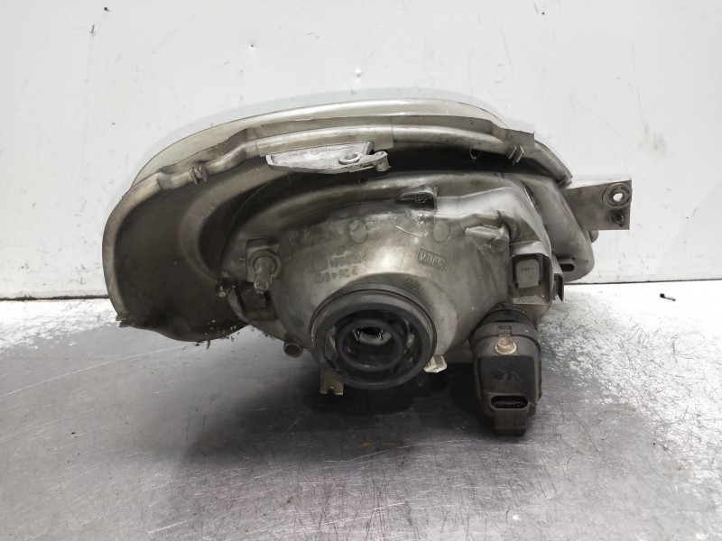 Recambio de faro izquierdo para renault trafic caja cerrada (ab 4.01) l1h1 caja cerrada, corto referencia OEM IAM 7700311371  