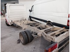 mercedes sprinter 02.00  caja cerrada del año 2003 2