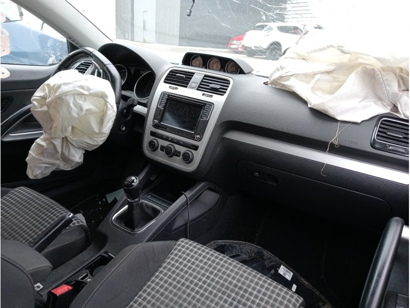 volkswagen scirocco (138) del año 2015