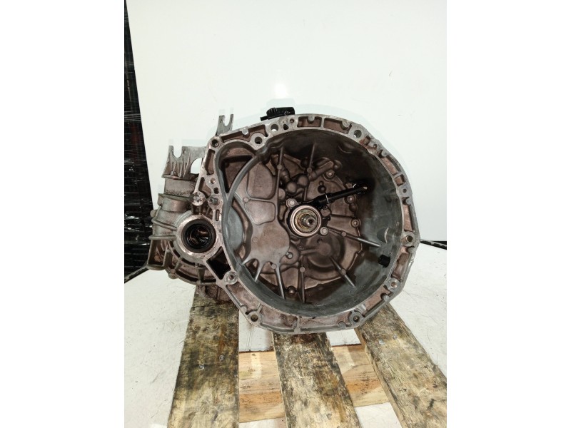 Recambio de caja cambios para renault megane ii berlina 5p business referencia OEM IAM ND0008 A085304 6V