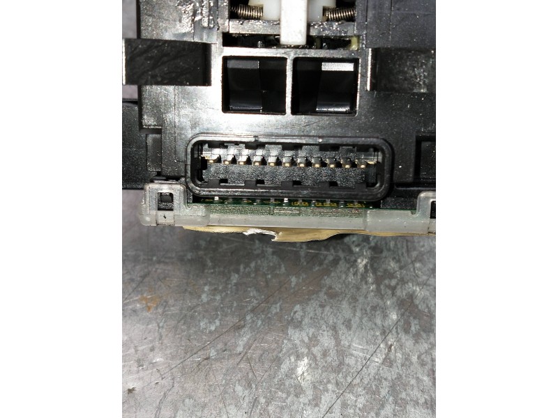 Recambio de mando luces para mitsubishi colt berlina 3 (cz) 1.3 atlantis referencia OEM IAM   