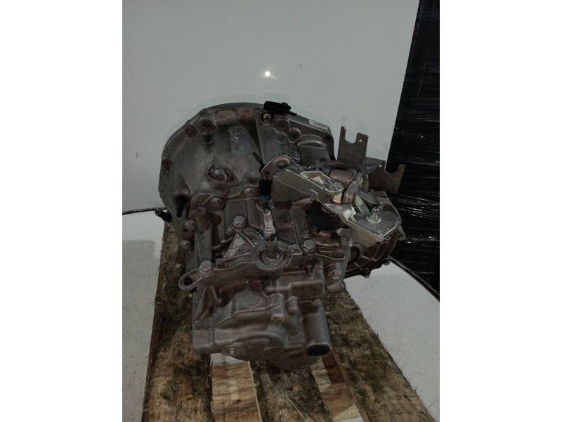 Recambio de caja cambios para renault megane ii berlina 5p business referencia OEM IAM ND0008 A085304 6V