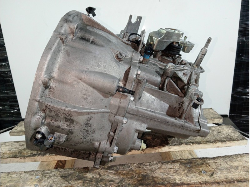 Recambio de caja cambios para renault megane ii berlina 5p business referencia OEM IAM ND0008 A085304 6V